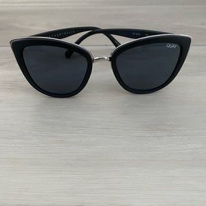 QUAY sun glasses